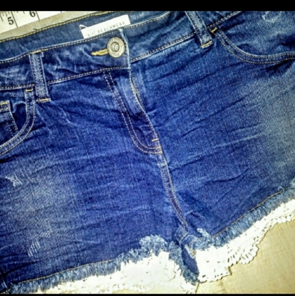 Next Beachwear Denim Lace Shorts Size 10 NWOT - Picture 2 of 8